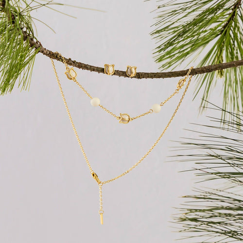 Collana con tulipani bianchi