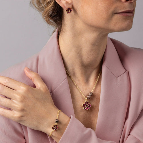 Collana con pendente magnolia viola