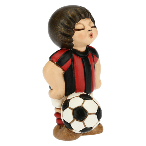 Bimbo calciatore nero piccolo