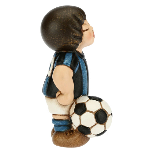 Bimbo calciatore nero azzurro piccolo