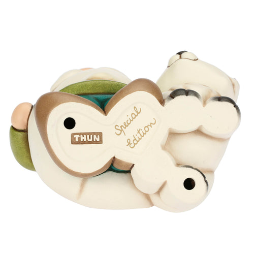 Gnomo Oliver con volpe bianca Perla in ceramica Inverno Incantato