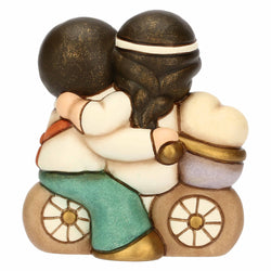 Sposini in ceramica su bicicletta, piccoli