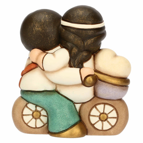 Sposini in ceramica su bicicletta, piccoli
