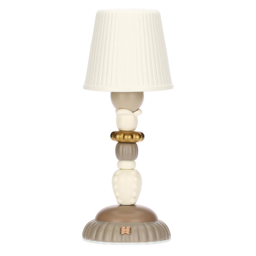 Lampada in porcellana, viola