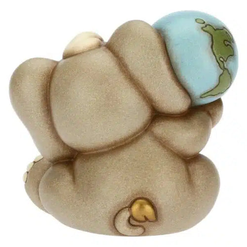 Elefante Elly con mondo in ceramica