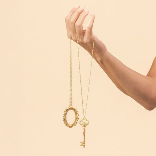 Collana lunga con pendente specchio